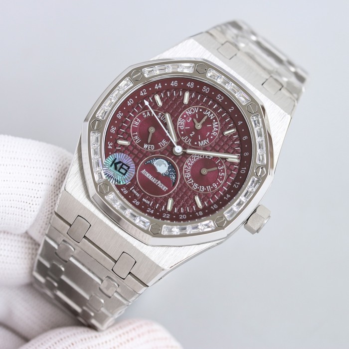 Watches  AudemarsPiguet 323140 size:41*10.4 mm