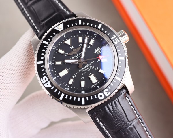 Watches BREITLING 323230 size:44 mm