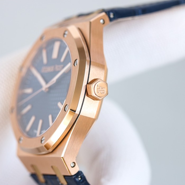 Watches  AudemarsPiguet  323149 size:41*10.4 mm