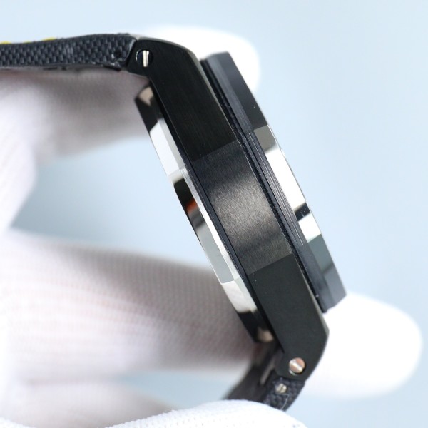 Watches  AudemarsPiguet 323134 size:44*17 mm