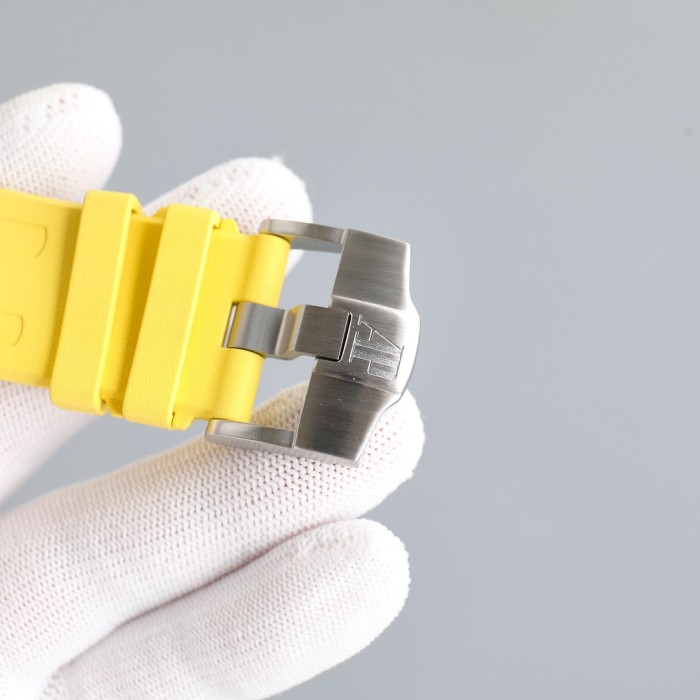 Watches  AudemarsPiguet 323066 size:42 mm