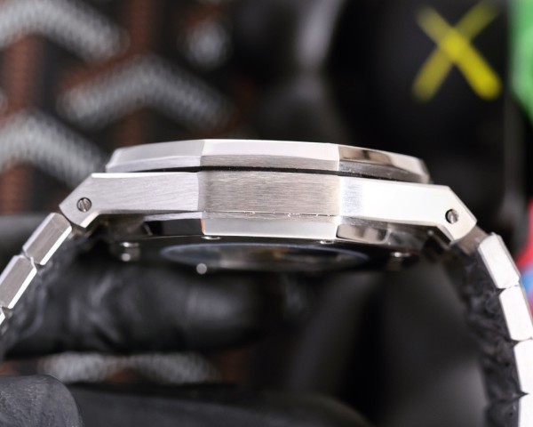 Watches  AudemarsPiguet 323091 size:45*12 mm