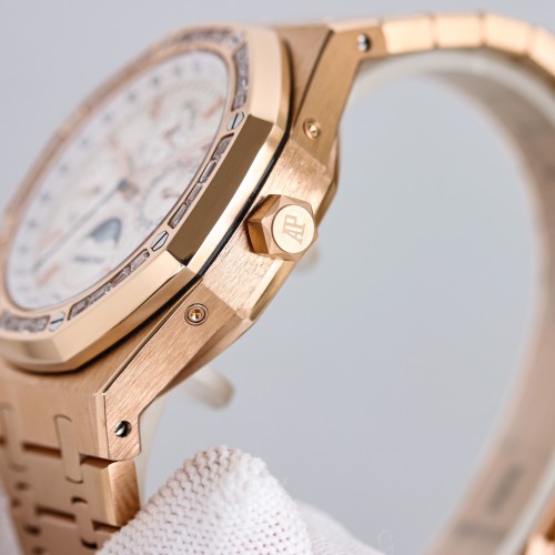 Watches  AudemarsPiguet 323142 size:41*10.4 mm