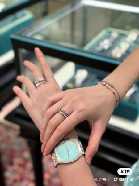 Watches GUCCL 323552 size:38*30 mm