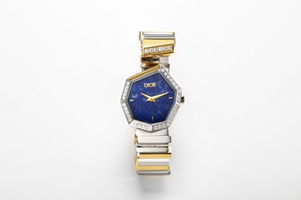 Watches Dior 323459 size:25*27 mm