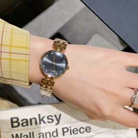 Watches Dior 323379 size:28 mm