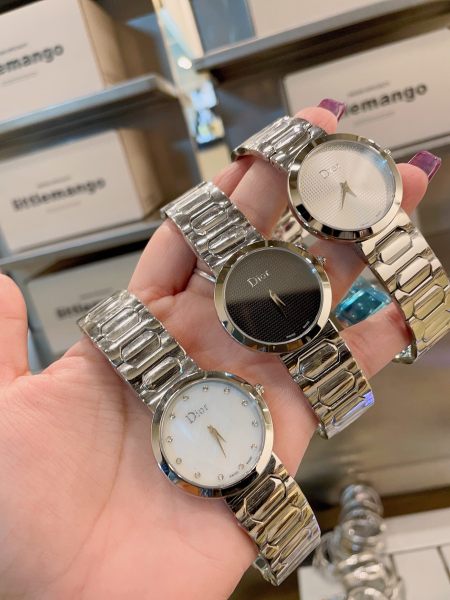 Watches Dior 323437 size:34 mm