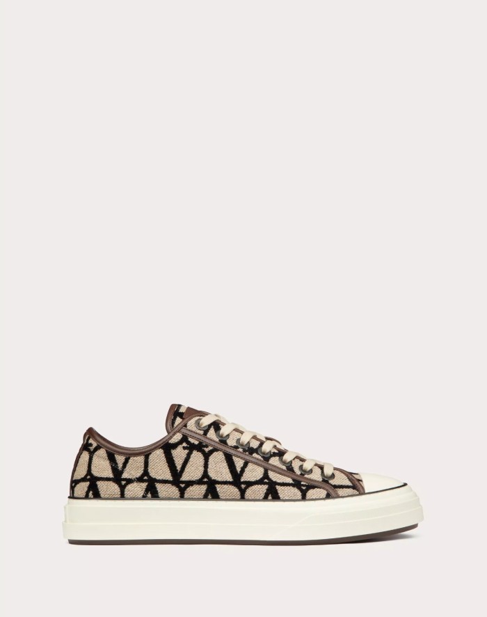 Valentino Garavani Totaloop low-top sneaker in Toile Iconographe fabric with leather details BEIGE BLACK