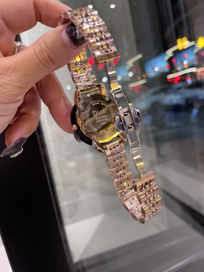 Watches Dior 323435 size:34 mm