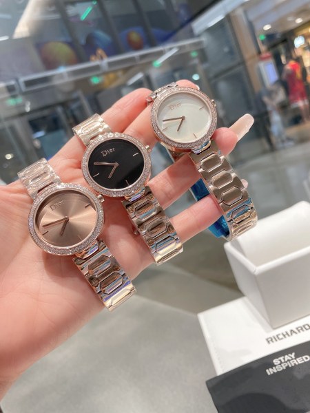 Watches Dior 323424 size:26*32 mm