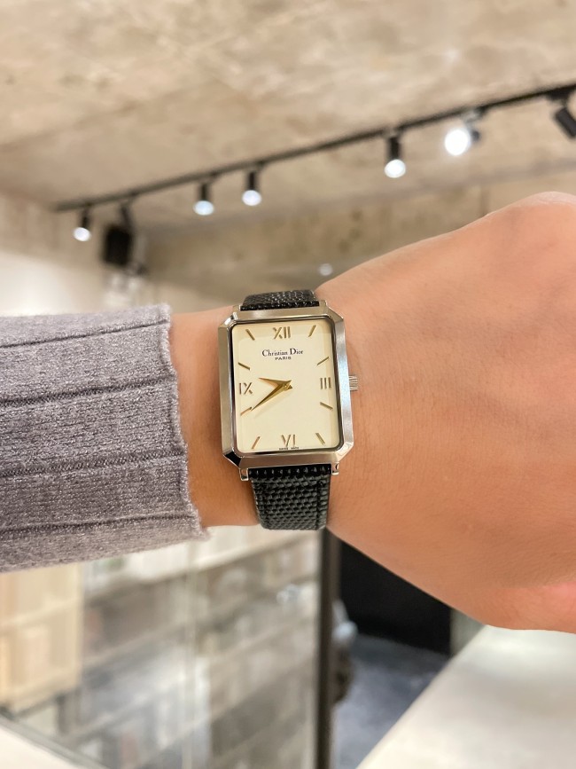 Watches Dior 323443 size:26*32 mm