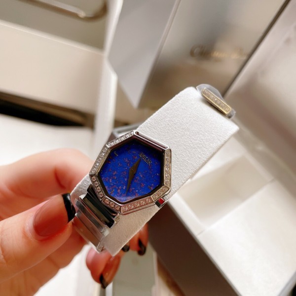 Watches Dior 323396 size:33 mm