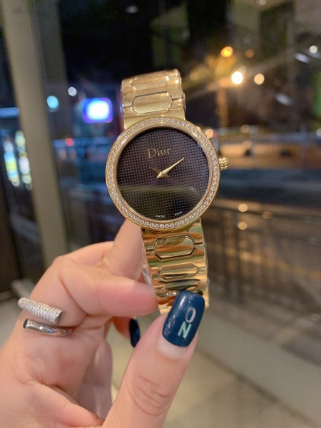 Watches Dior 323372 size:26*32 mm