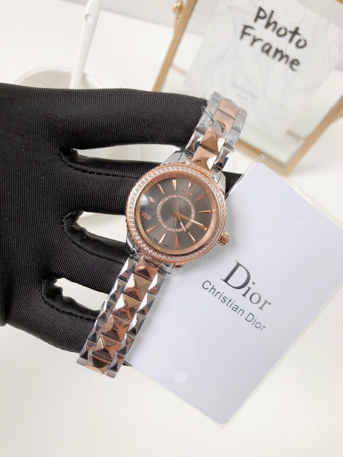 Watches Dior 323386 size:34 mm