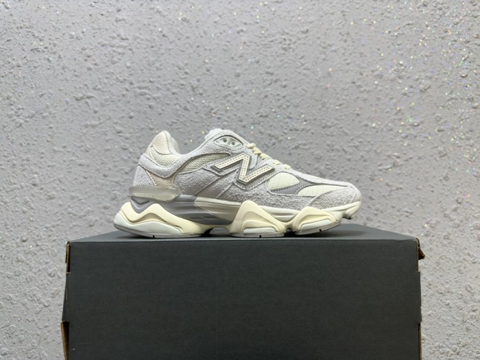 New Balance 9060 Quartz Grey