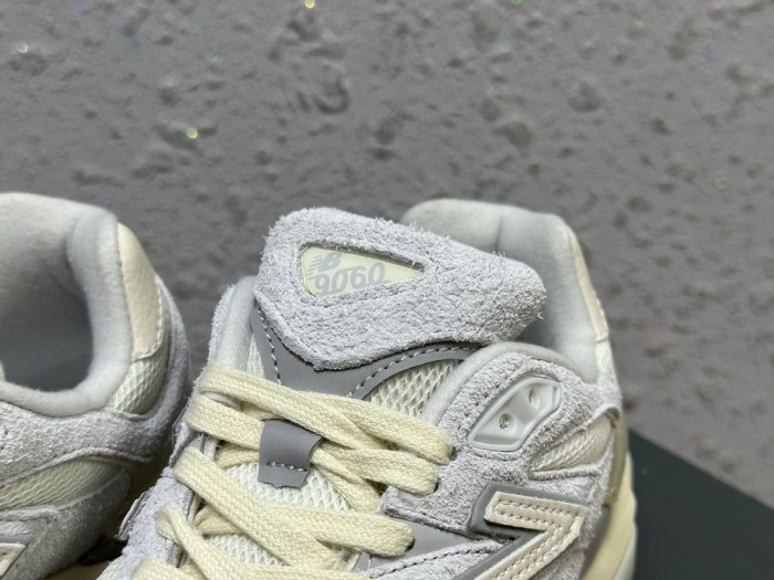 New Balance 9060 Quartz Grey