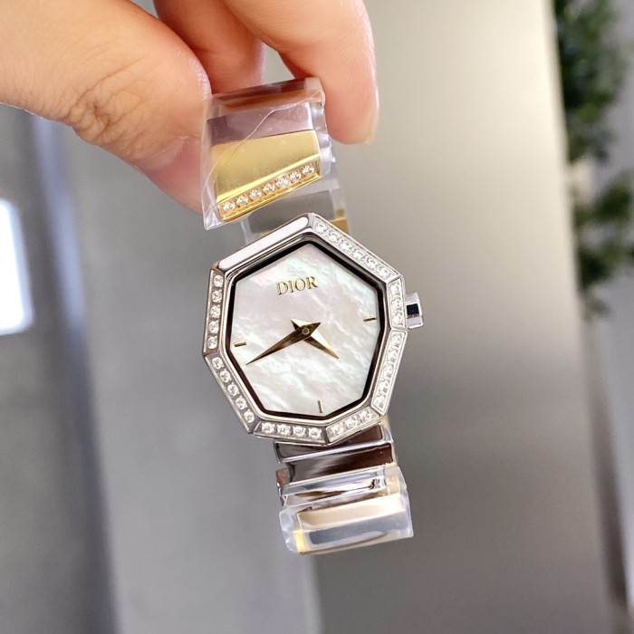 Watches Dior 323419 size:26*32 mm