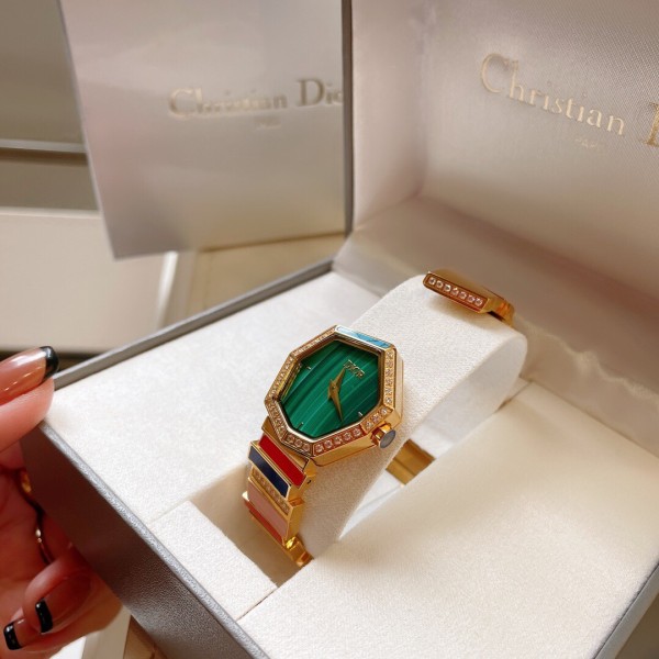 Watches Dior 323404 size:33 mm