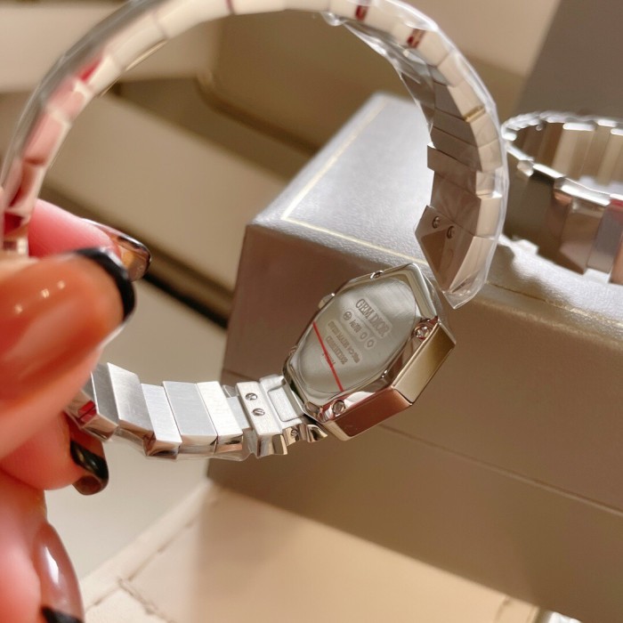 Watches Dior 323397 size:33 mm