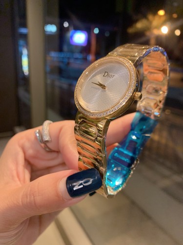 Watches Dior 323372 size:26*32 mm