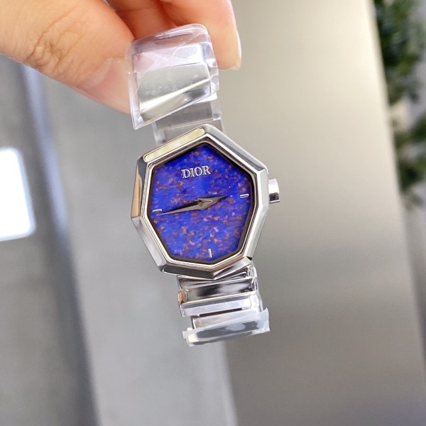 Watches Dior 323416 size:26*32 mm