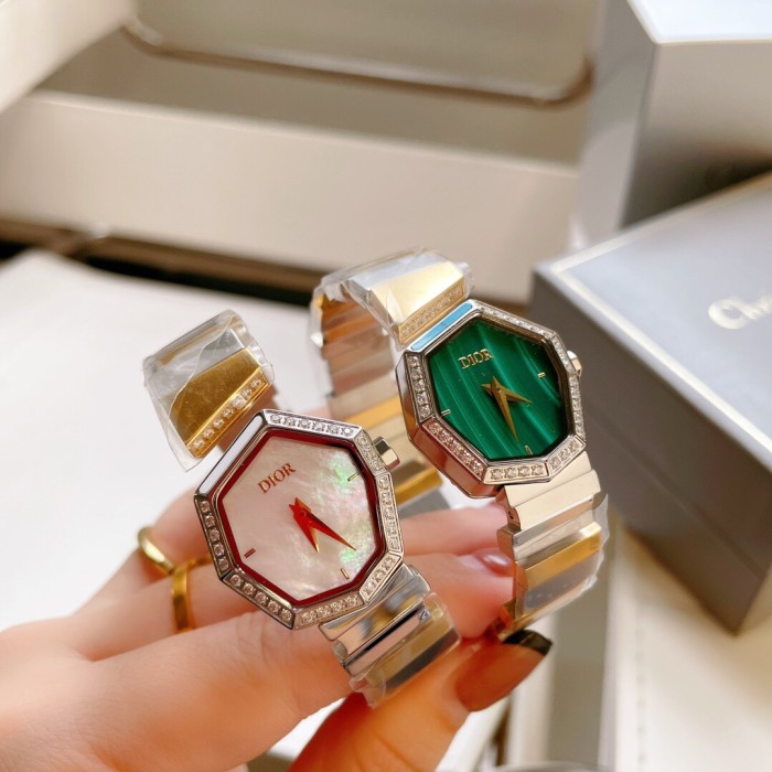 Watches Dior 323400 size:33 mm