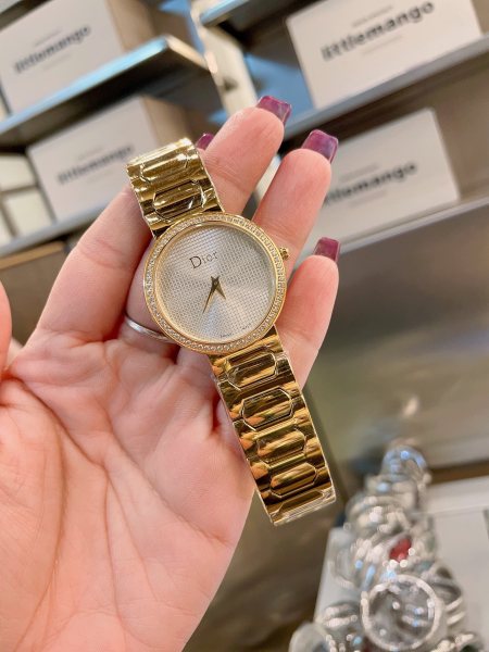 Watches Dior 323438 size:34 mm