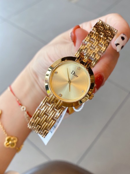 Watches Dior 323382 size:34 mm