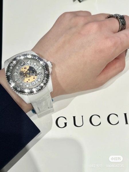Watches GUCCI 323500 size:40 cm