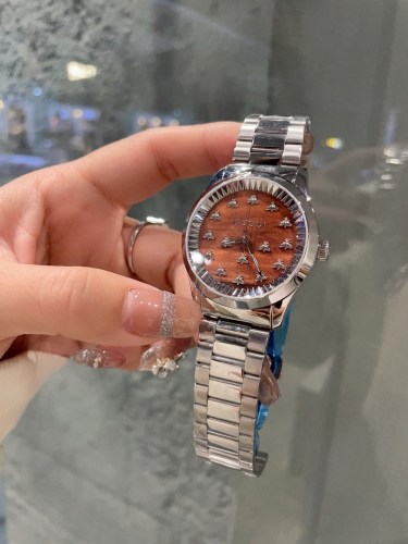 Watches GUCCI 323456 size:38 cm
