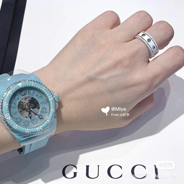 Watches GUCCI 323498 size:40 cm