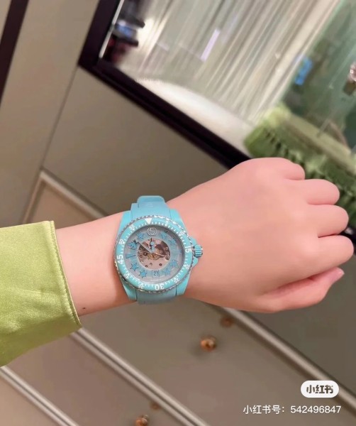 Watches GUCCI 323498 size:40 cm