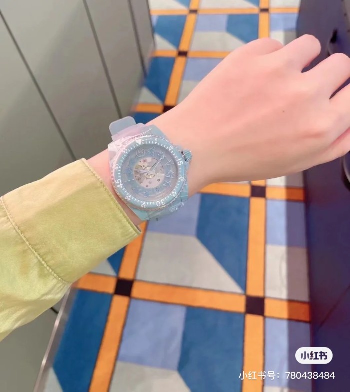 Watches GUCCI 323498 size:40 cm