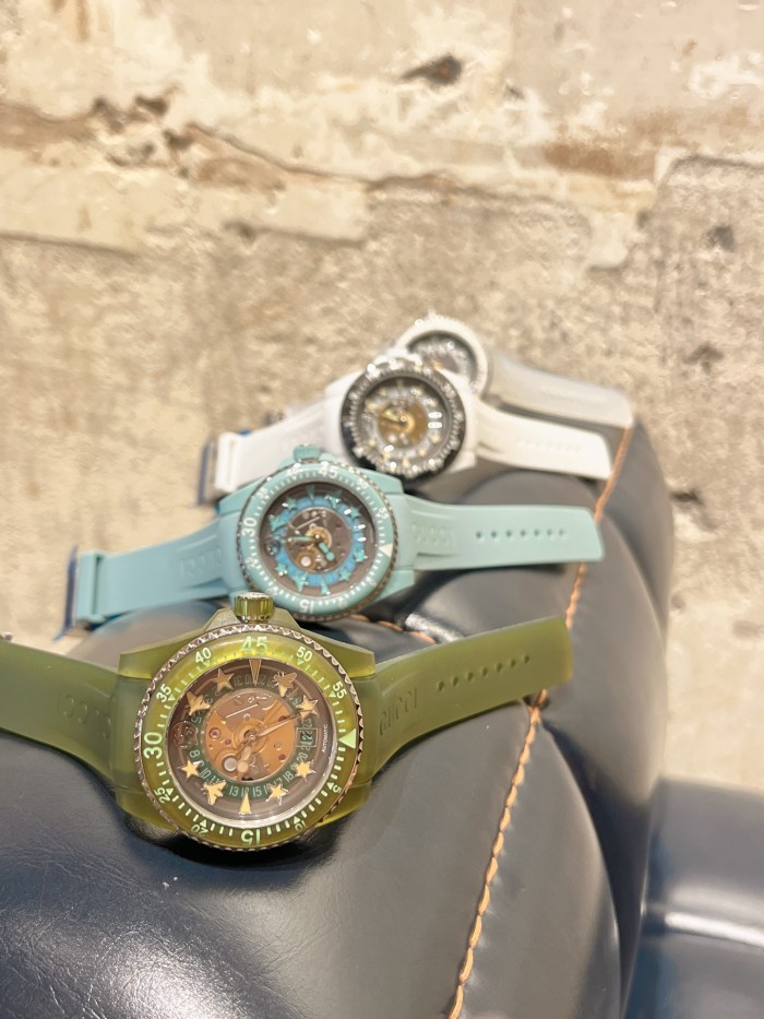 Watches GUCCI 323504 size:40 cm