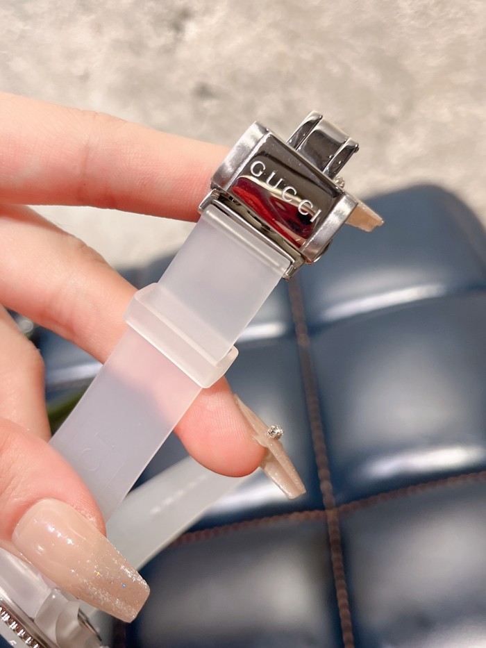 Watches GUCCI 323504 size:40 cm