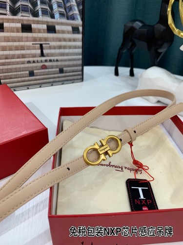 Streetwear Belt Ferragamo 319162 size:3.5cm