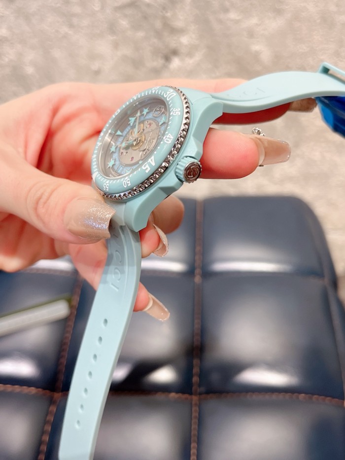 Watches GUCCI 323505 size:40 cm