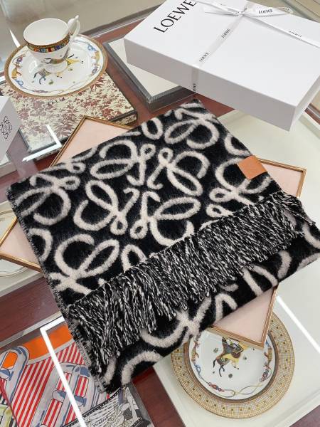 Streetwear Scarf Loewe 323776
