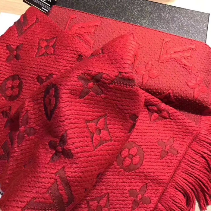 Streetwear Scarf LV 323809 
