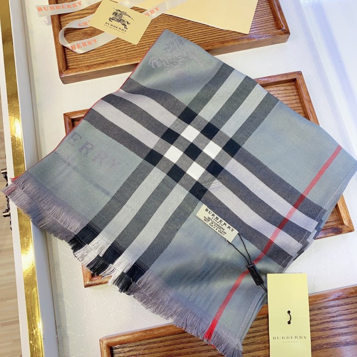 Streetwear Scarf BURBERRY 323792 size：180*70CM