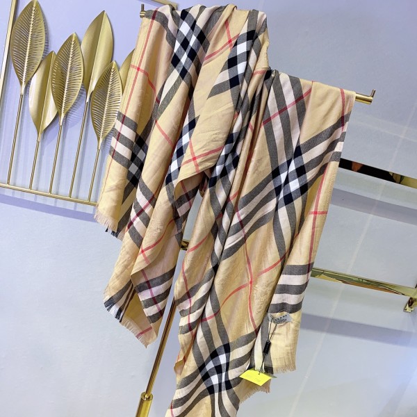 Streetwear Scarf BURBERRY 323784 size：180*70CM