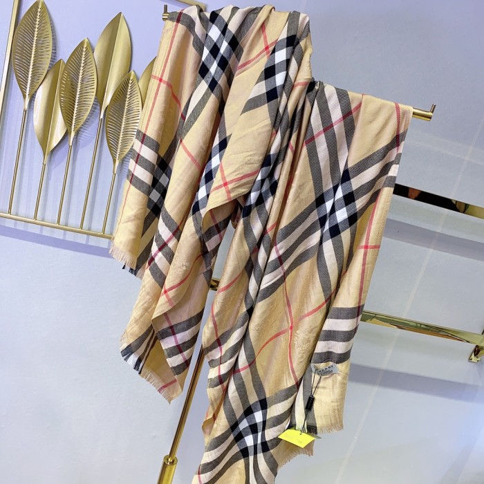 Streetwear Scarf BURBERRY 323784 size：180*70CM
