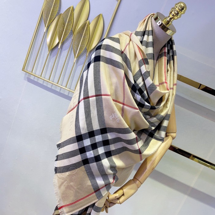 Streetwear Scarf BURBERRY 323787 size：180*70CM