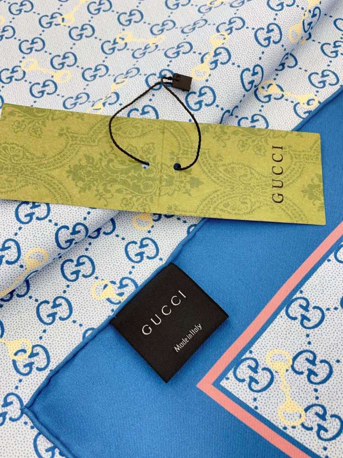 Streetwear Scarf GUCCI 323756 SIZE:90cm*90cm