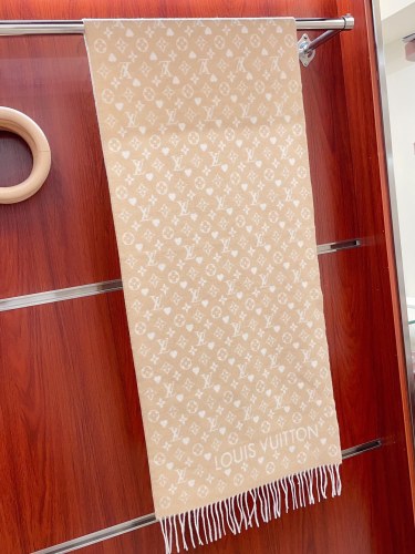 Streetwear Scarf LV 323779 SIZE:45*200cm