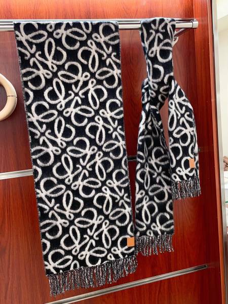 Streetwear Scarf Loewe 323776