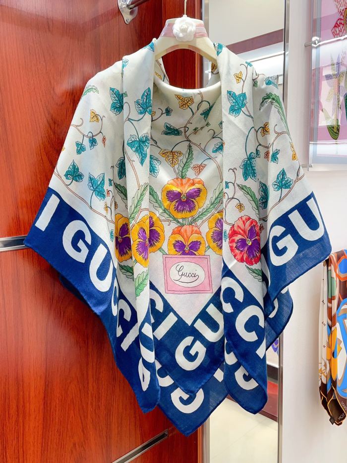 Streetwear Scarf GUCCI 323772 SIZE:140*140CM