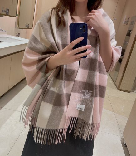 Streetwear Scarf BURBERRY 323720 size：70*200CM