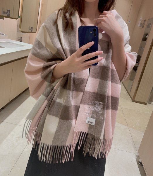 Streetwear Scarf BURBERRY 323720 size：70*200CM