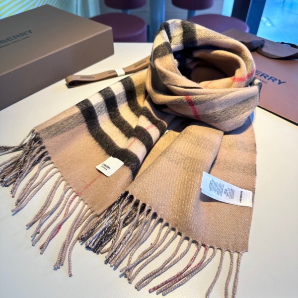 Streetwear Scarf BURBERRY 323701 size： 38*190CM